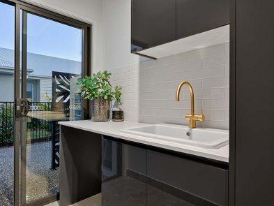 Custom Laundry Cabinets Kawana